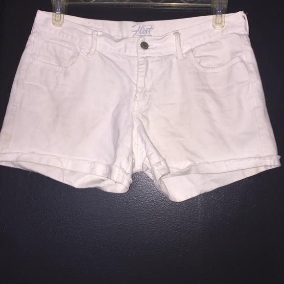 White old navy jean shorts