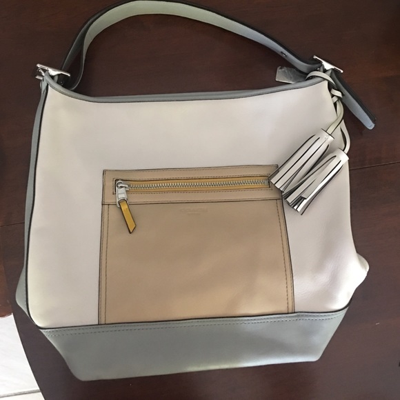 100% Authentic Coach Handbag No. E1220-19979