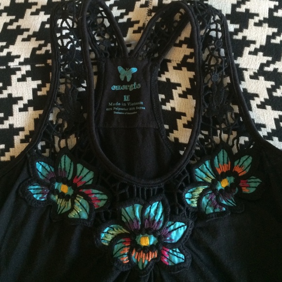 Romper - Picture 2 of 4