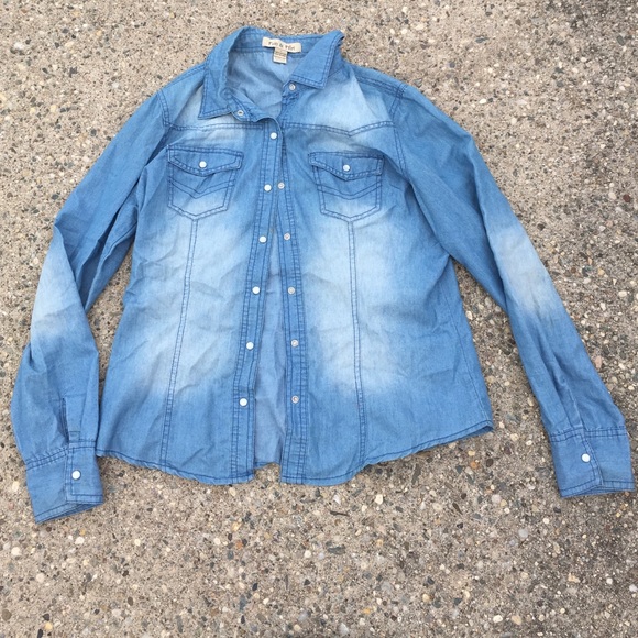 denim shirt - Picture 1 of 1