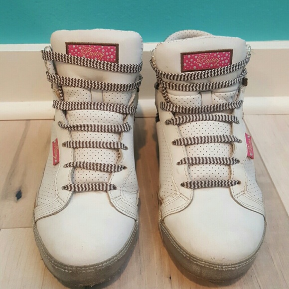 Pastry high-tops - Picture 1 of 4