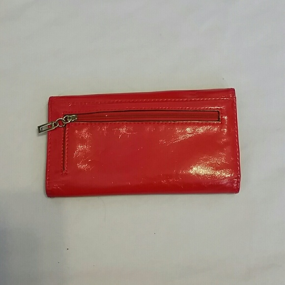 Red faux leather wallet - Picture 2 of 4