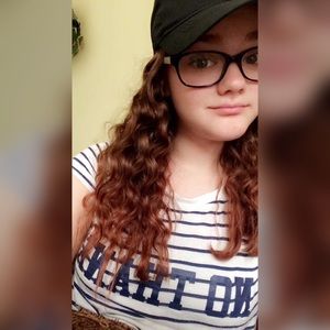 Meet your Posher, Carly
