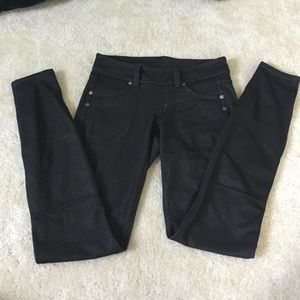 Athleta leggings