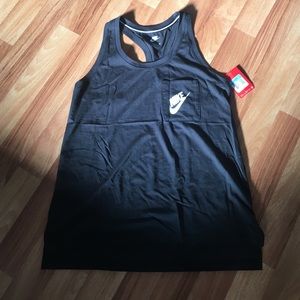 Nike women's M racer back tank top