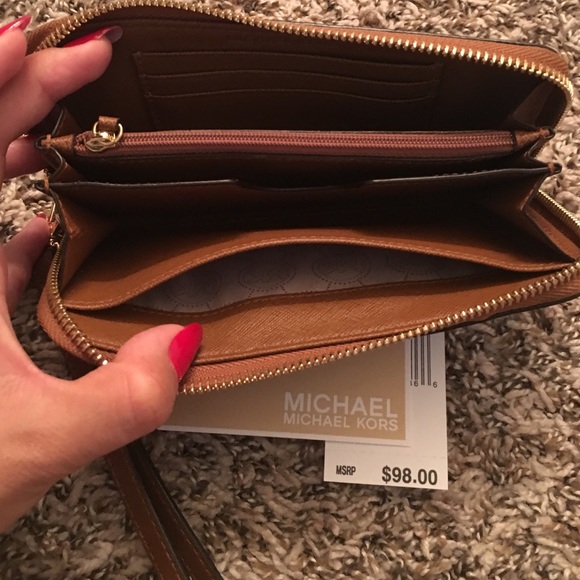 SOLD - Picture 2 of 4