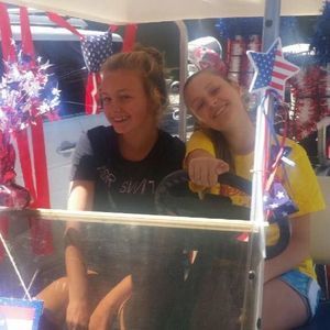 Meet your Posher, Annie