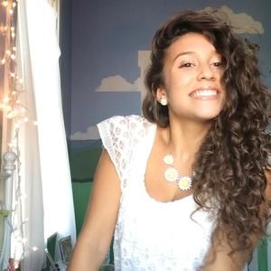 Meet your Posher, Lily