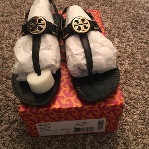 Authentic Tory Burch cassia flat