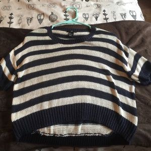 H&M Cropped Sweater