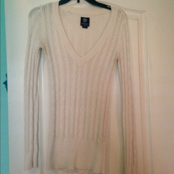 American Eagle sweater ❄️ - Picture 1 of 3