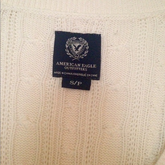American Eagle sweater ❄️ - Picture 3 of 3