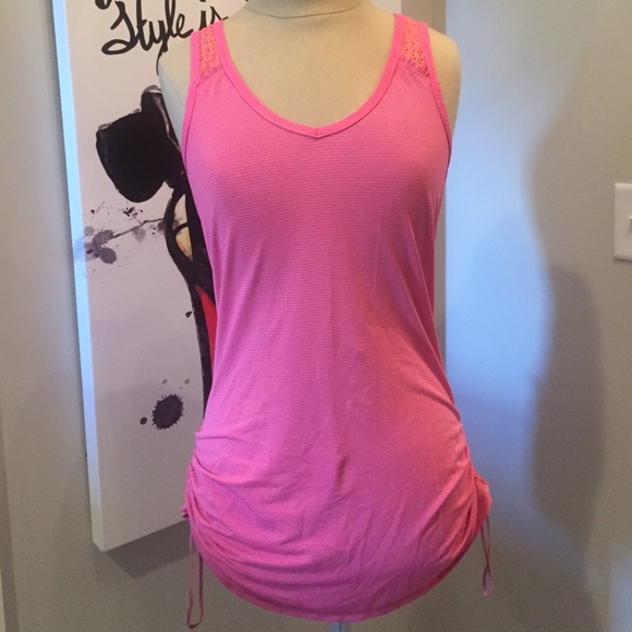 Lulu lemon top