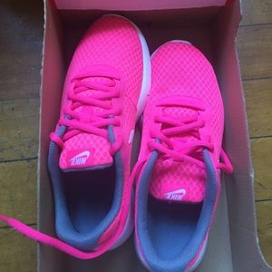 Nike Tanjun Nike shoes