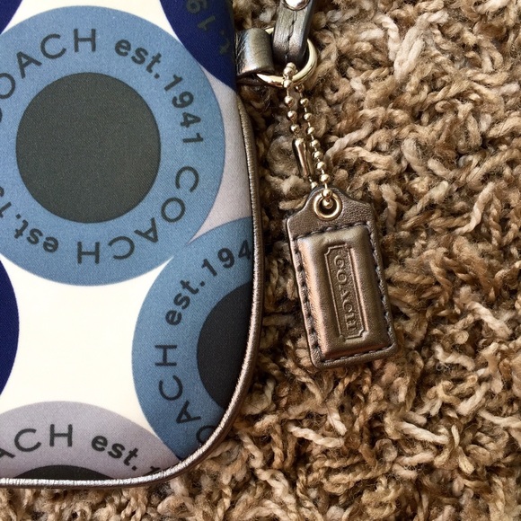 Coach wristlet blue, gray, white sateen, like new - Picture 4 of 4