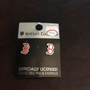 NWOT Boston Red Sox stud earrings ( pierced)