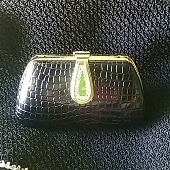 Very sophisticated fancy wristlet