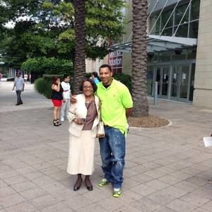 Meet your Posher, Deborah