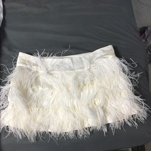 Bebe feather skirt
