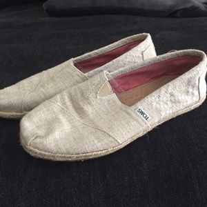 Toms burlap style shoe