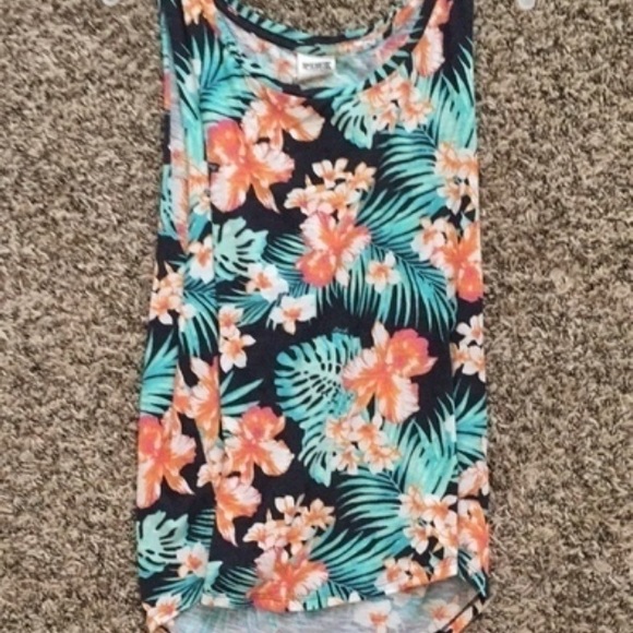 VS tank top