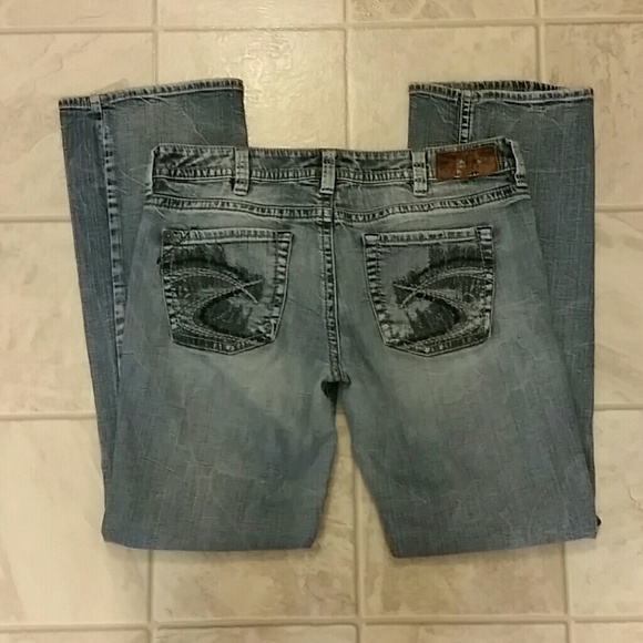 Silver jeans. Lola 17. Size w32 l33