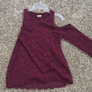 hollister off the shoulder