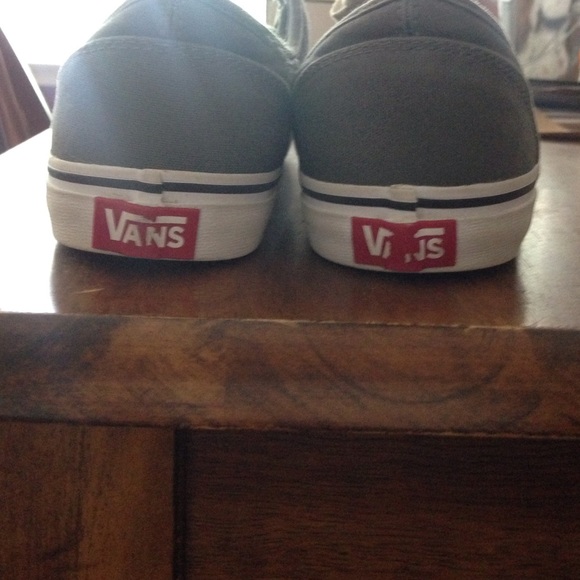 gray vans - Picture 2 of 4