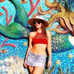 Meet your Posher, Lana