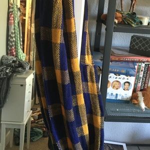 Plaid infinity Scarf
