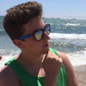 Meet your Posher, Bryce