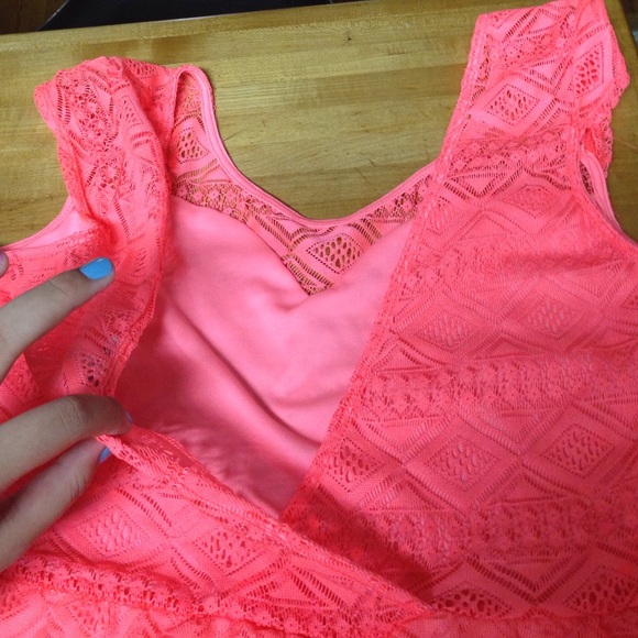 Dress - Picture 4 of 4