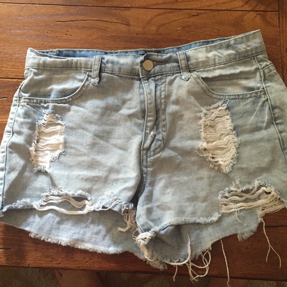 FOREVER 21 JEAN SHORTS!!!!