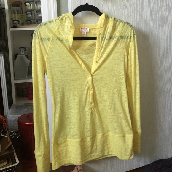 Long sleeve very light dropout shirt