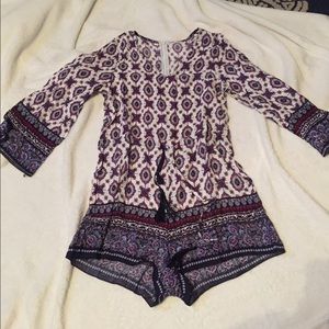 Lightweight long sleeve romper