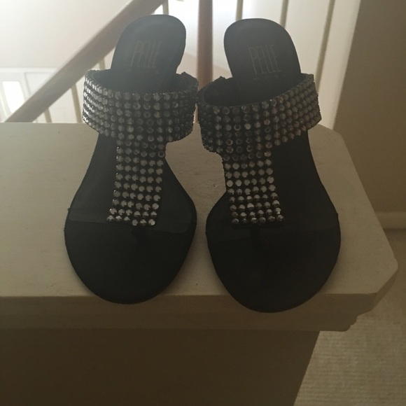 Flash Sale-Pelle Moda shoes - Picture 2 of 4