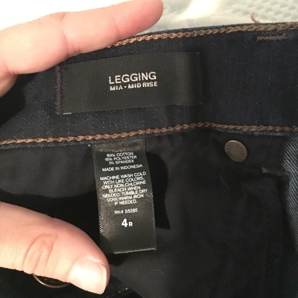 Jeans - Picture 3 of 4