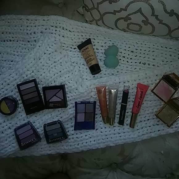 Rimmel, Revlon, JLB cosmetics etc. - Picture 1 of 1