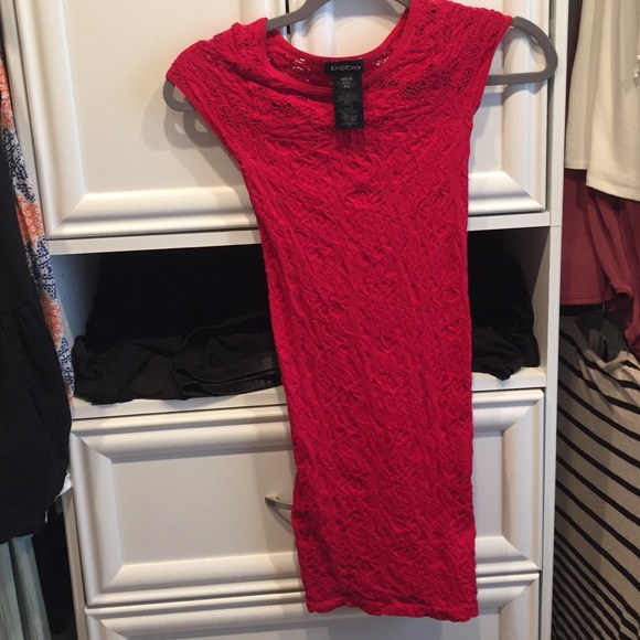 Red body-con floral print dress