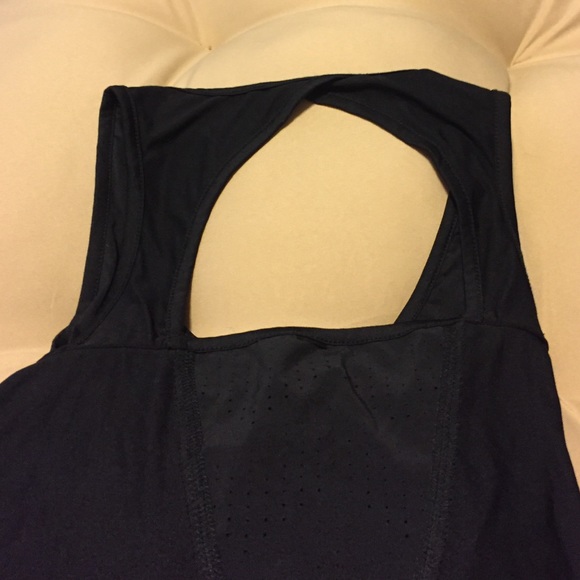 Exercise top! - Picture 3 of 4