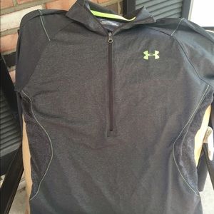 Under Armour fitted pullover. Brand new w/o tags.