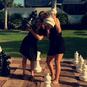 Meet your Posher, Paula