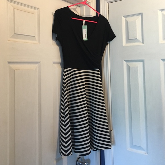 Black and white mid length dress *never worn*