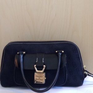 Black Dooney & Bourke purse