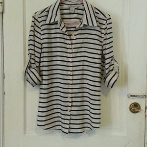 Unique button back blouse