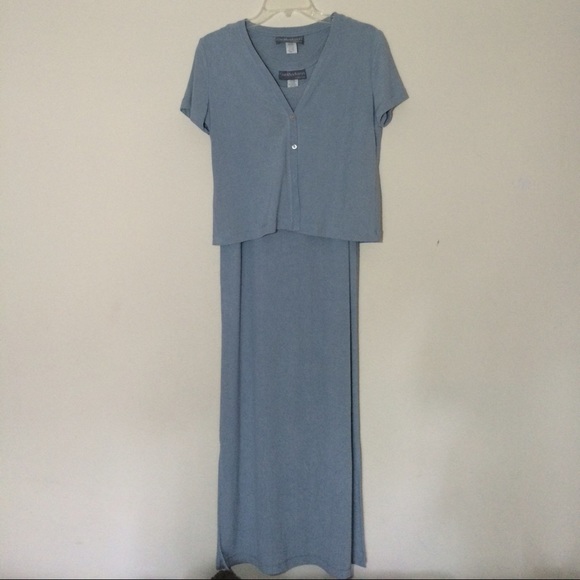 Beautiful soft blue dress set - Picture 2 of 4