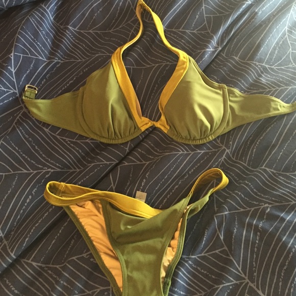 Victoria's Secret bikini, new and never worn!