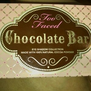 New in box too faced chocolate bar pallette