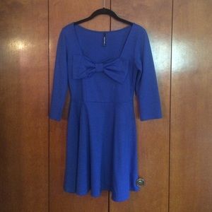 Blue dress with bow