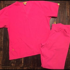 💉 wonder wink scrub set 💉